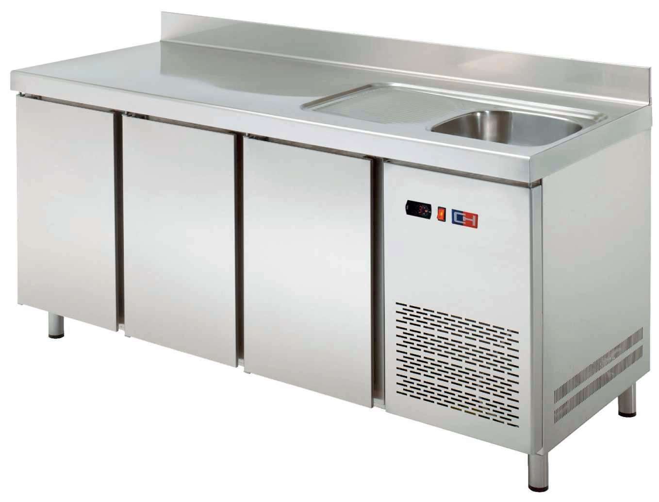 Mesa Refrigerada com Lava-loiça de 3 Portas 2017mm