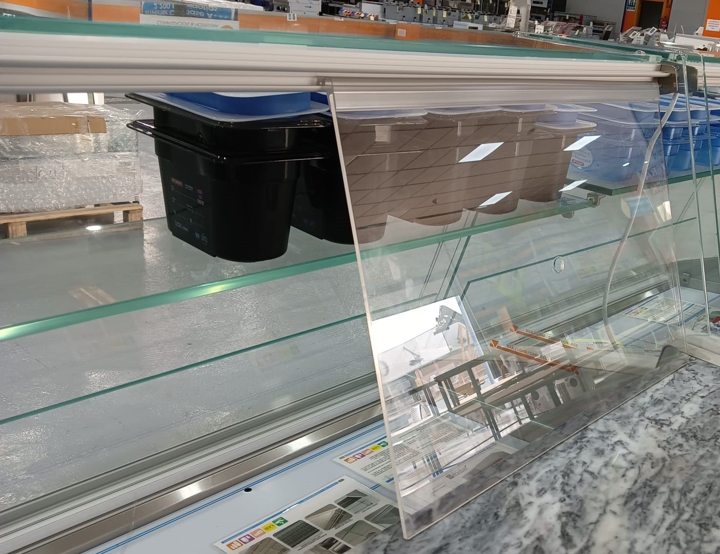 Vitrine de Exposição com Portas de Correr VPL150VPR